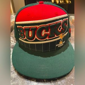 Milwaukee Bucks New Era SnapBack Collectors Throwback